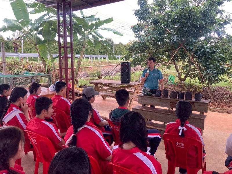 โครงการทัศนศึกษาบูรณาการแหล่งเรียนรู้ ณ บ้านไร่พอเพียง อำเภอพบพระ จังหวัดตาก นักเรียนระดับชั้น มัธยมศึกษาปีที่ 4
